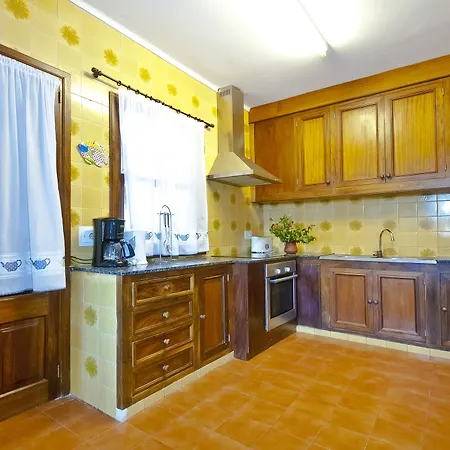 Tomeu Villa *